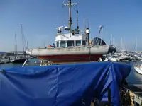 Kapal kerja keur dijual