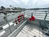 Kapal pesiar keur dijual