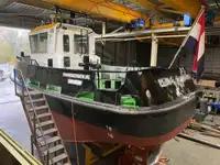 Tow boat pikeun dijual