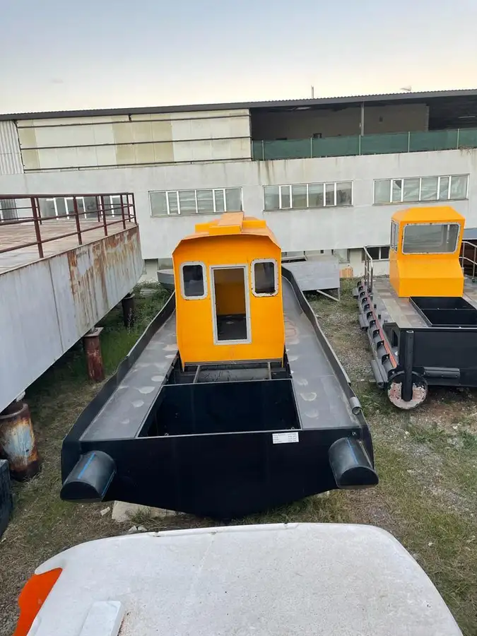 Kapal penarik keur dijual