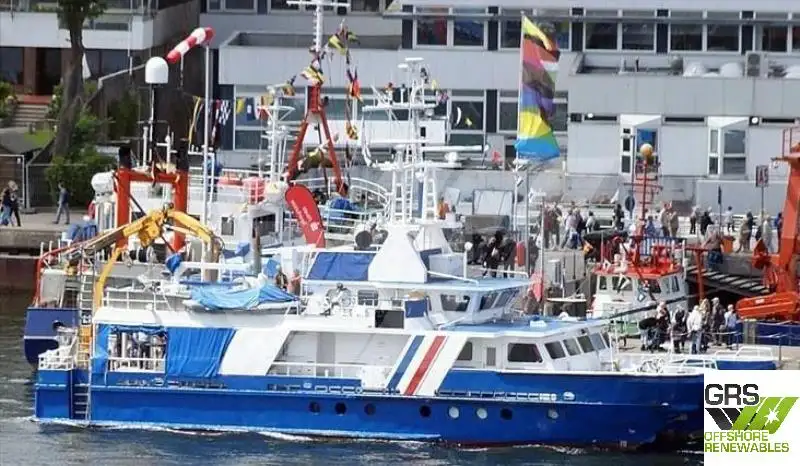 Kapal survei keur dijual