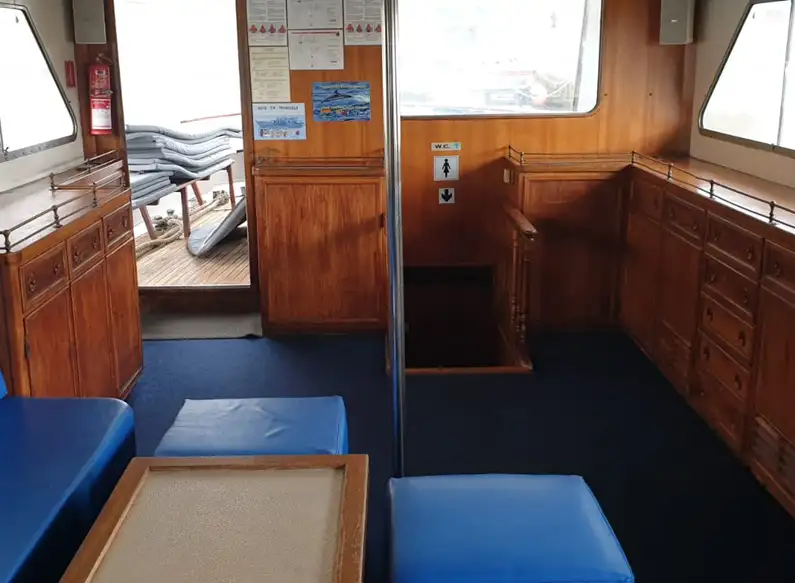 Kapal pesiar keur dijual