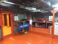 Kapal pesiar keur dijual