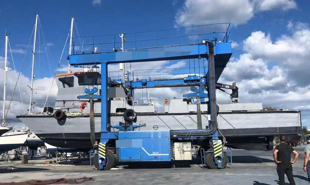 Kapal kerja keur dijual
