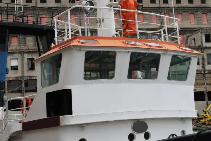 Kapal penarik keur dijual
