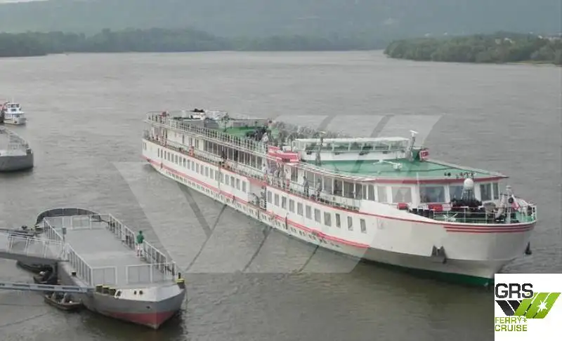 Kapal pesiar keur dijual