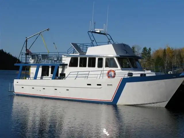 Kapal pesiar keur dijual
