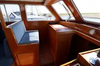 Kapal pesiar keur dijual