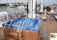 Kapal pesiar keur dijual