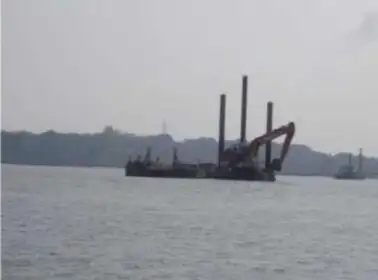 Kapal keruk keur dijual
