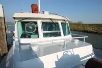 Kapal pesiar keur dijual