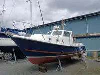 Kapal kerja keur dijual