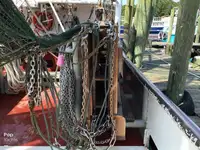 Trawler pikeun dijual