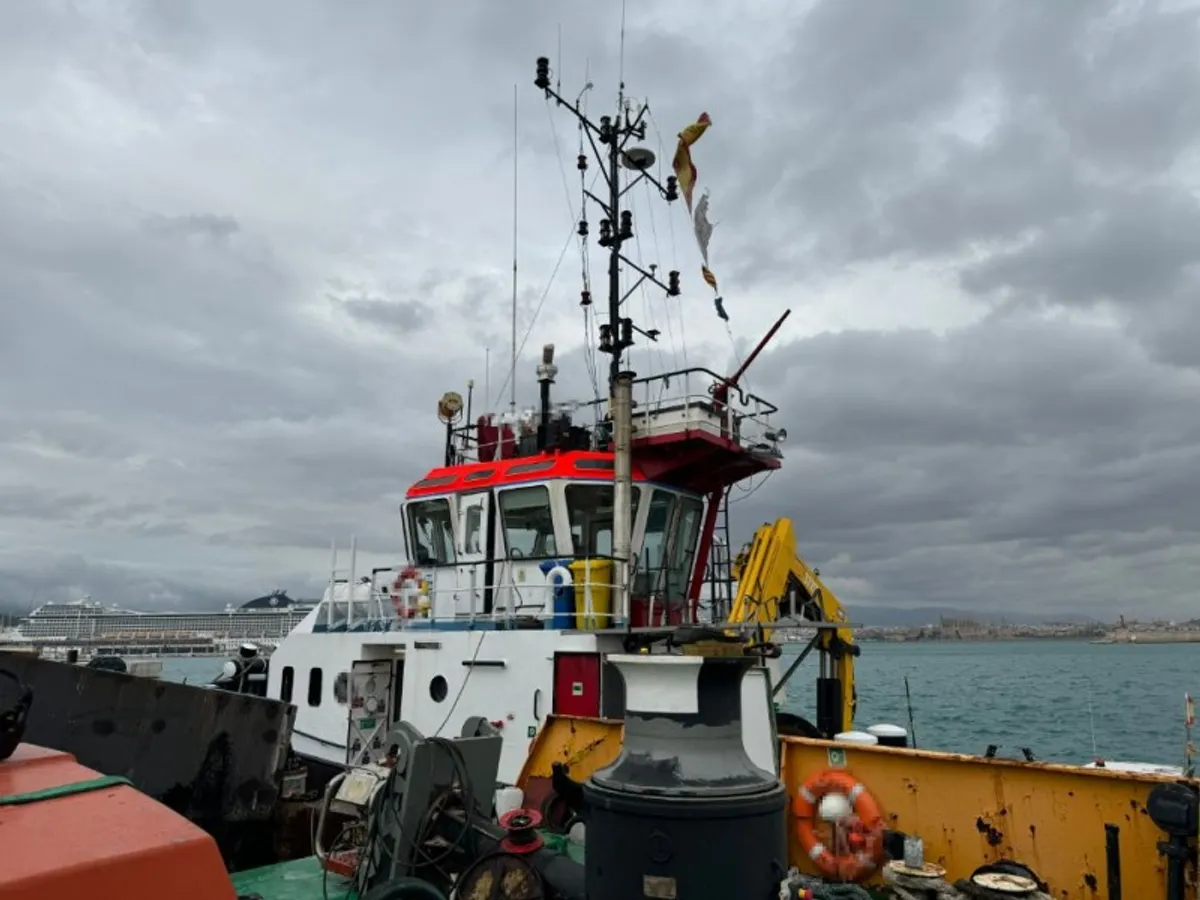 Kapal tunda keur dijual