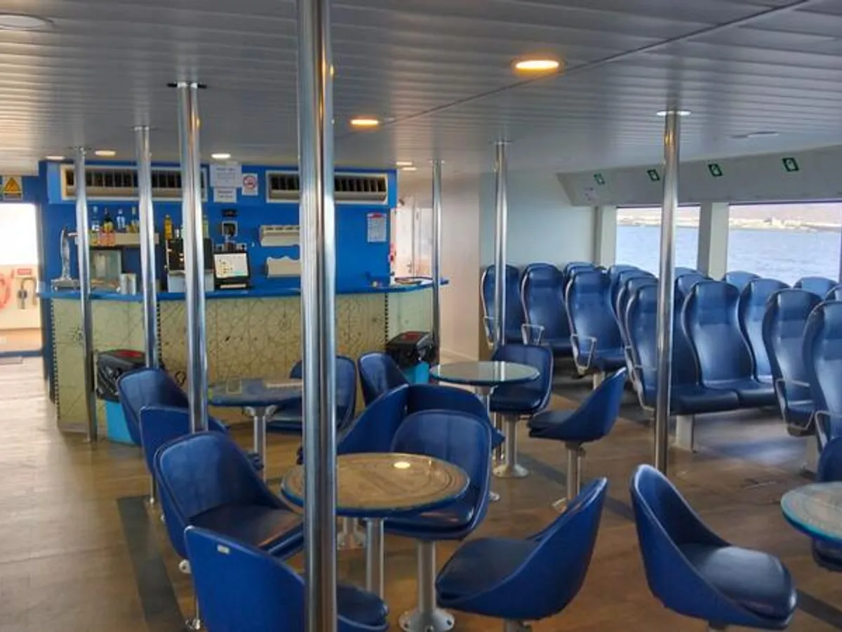 Kapal fery keur dijual