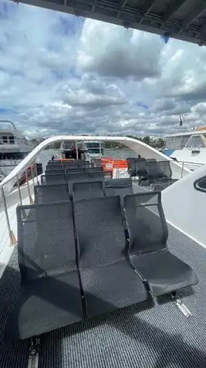 Kapal pesiar keur dijual