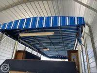 Kapal pesiar keur dijual