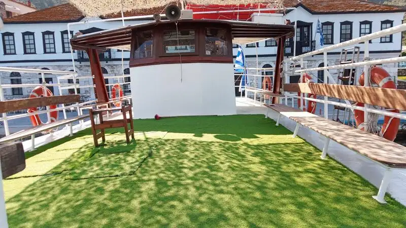 Kapal pesiar keur dijual
