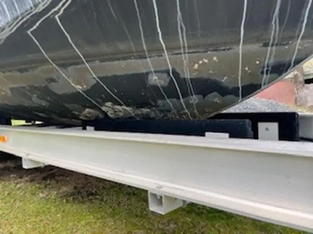 Kapal kerja keur dijual