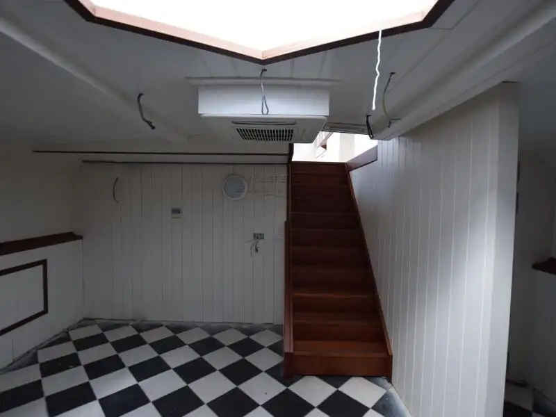 Kapal réstoran keur dijual