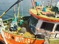 Kapal kerja keur dijual