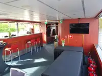 Kapal pesiar keur dijual