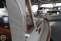 Kapal pangolahan lautan keur dijual