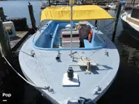 Kapal pesiar-feri keur dijual