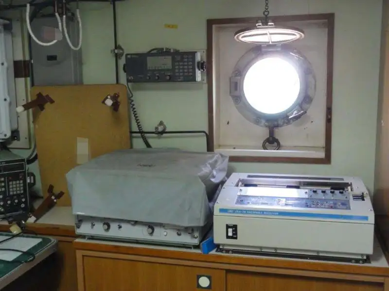 Kapal pasokan keur dijual