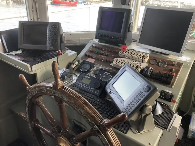 Kapal keruk keur dijual