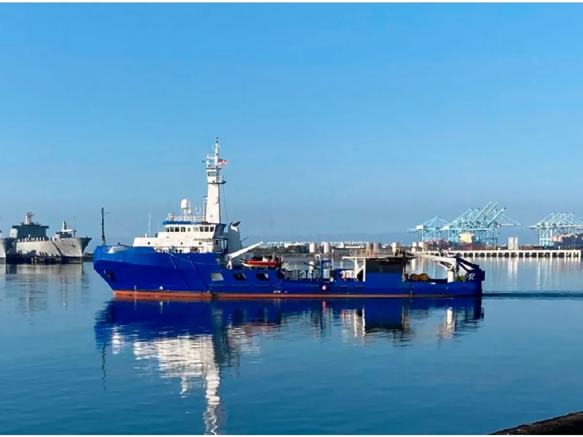 Kapal penarik keur dijual