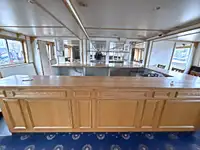 Kapal pesiar keur dijual