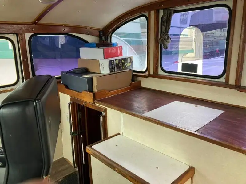 Kapal kru keur dijual