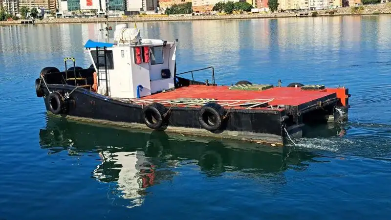 Kapal kerja keur dijual