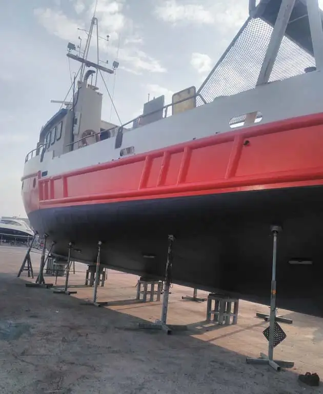 Kapal kerja keur dijual