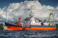 Kapal wadahna pikeun dijual