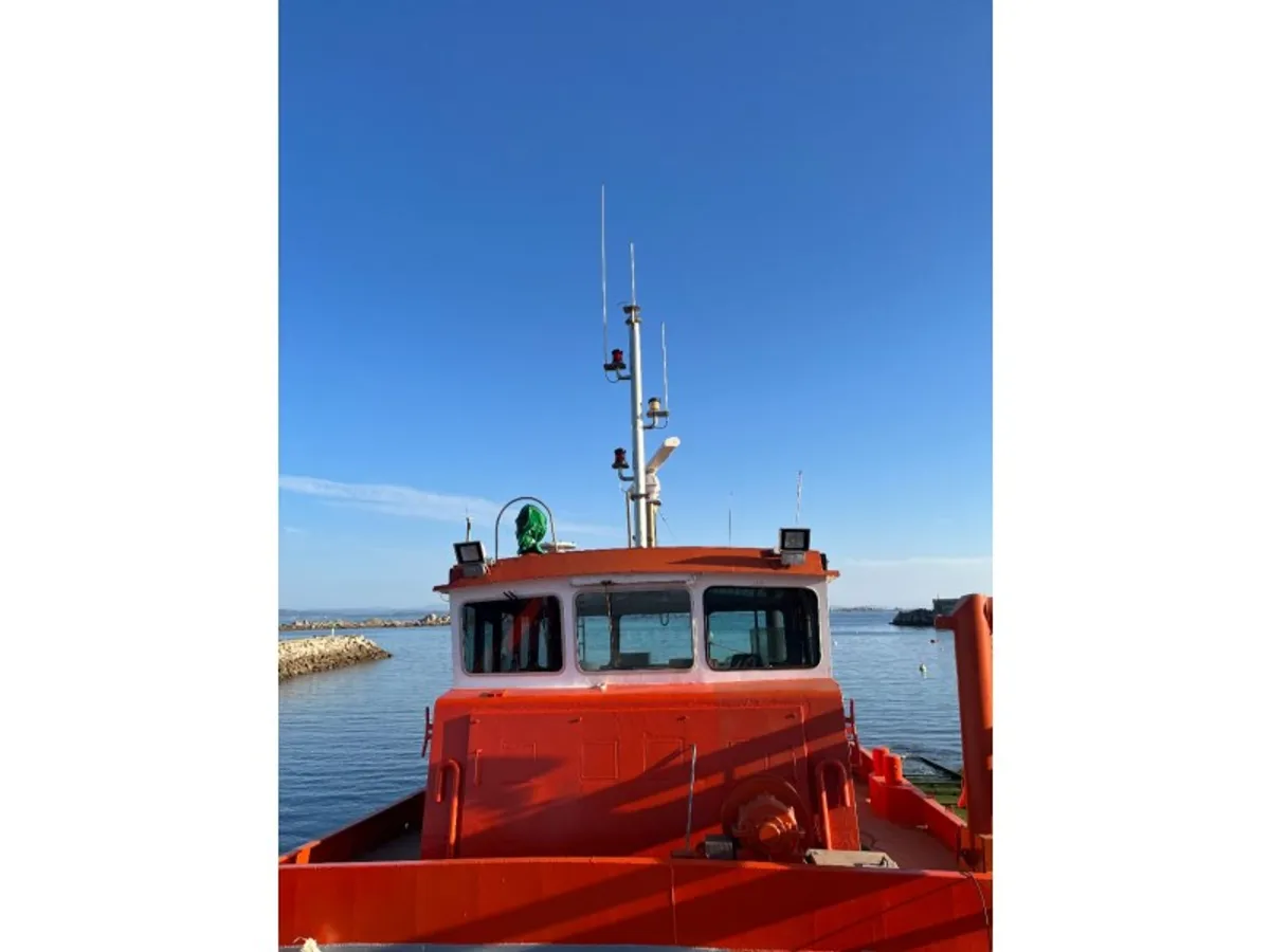 Kapal keruk keur dijual