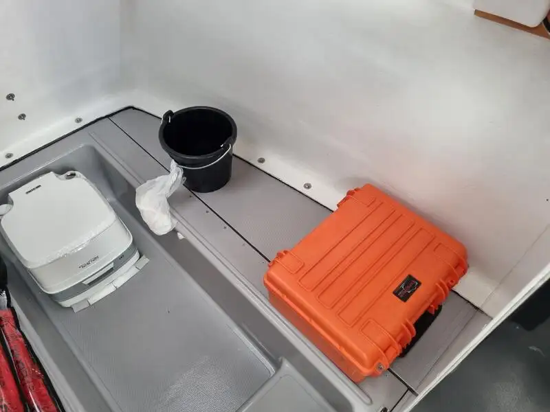 Kapal kontainer keur dijual