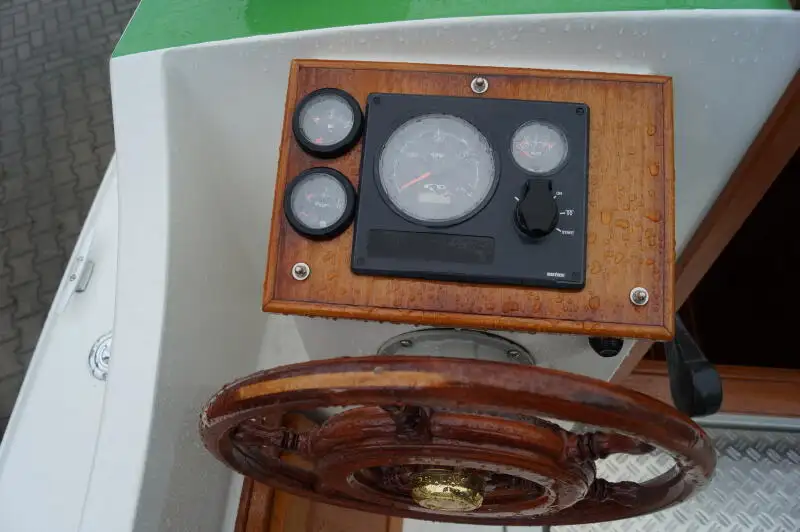 Kapal tunda keur dijual