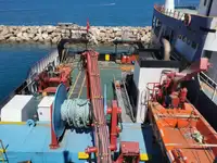 Kapal pasokan keur dijual