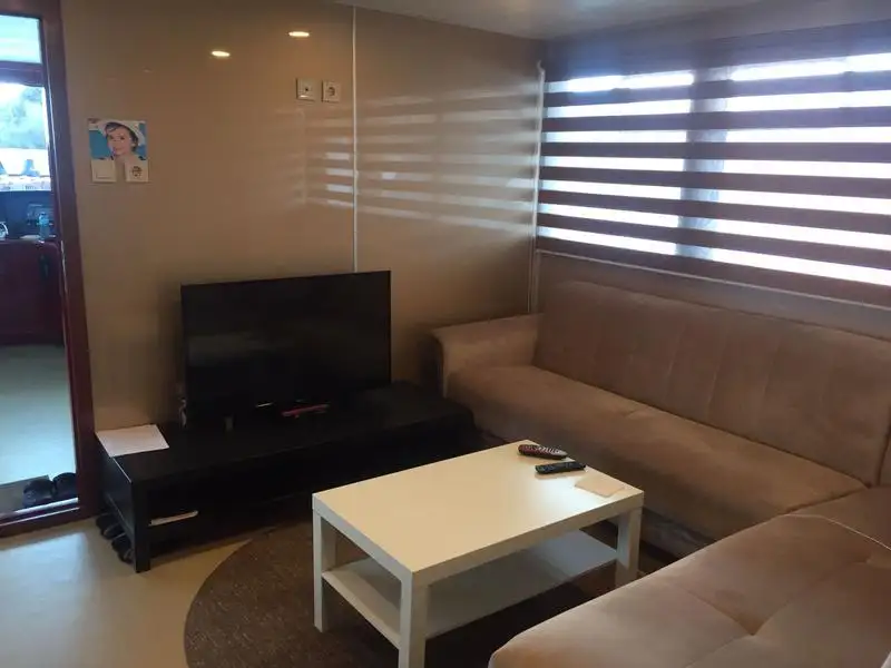 Kapal pesiar keur dijual