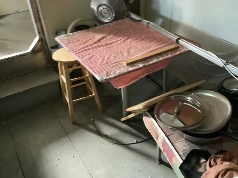 Kapal kerja keur dijual