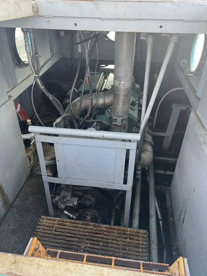 Kapal penarik keur dijual