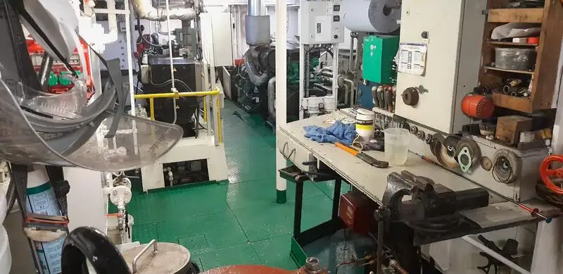 Kapal keruk keur dijual