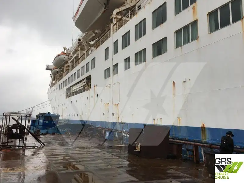Kapal pesiar keur dijual