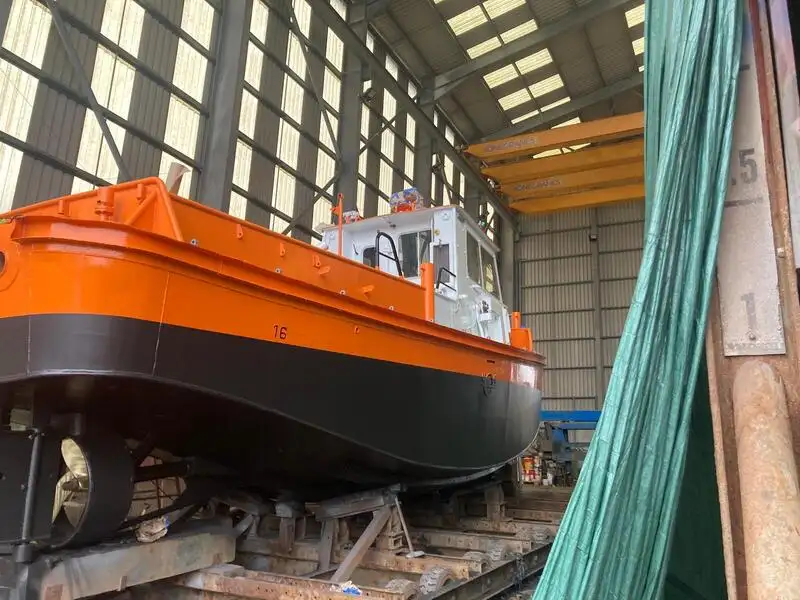 Kapal penarik keur dijual