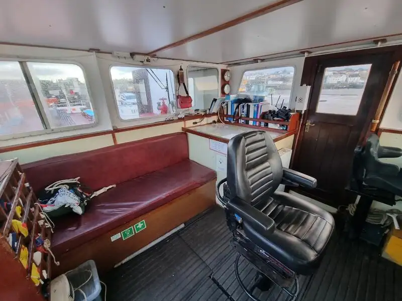 Kapal pesiar keur dijual