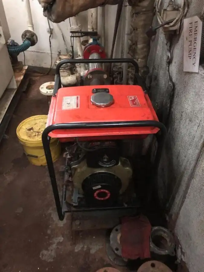 Kapal penarik keur dijual