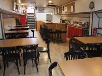 Tongkang keur dijual