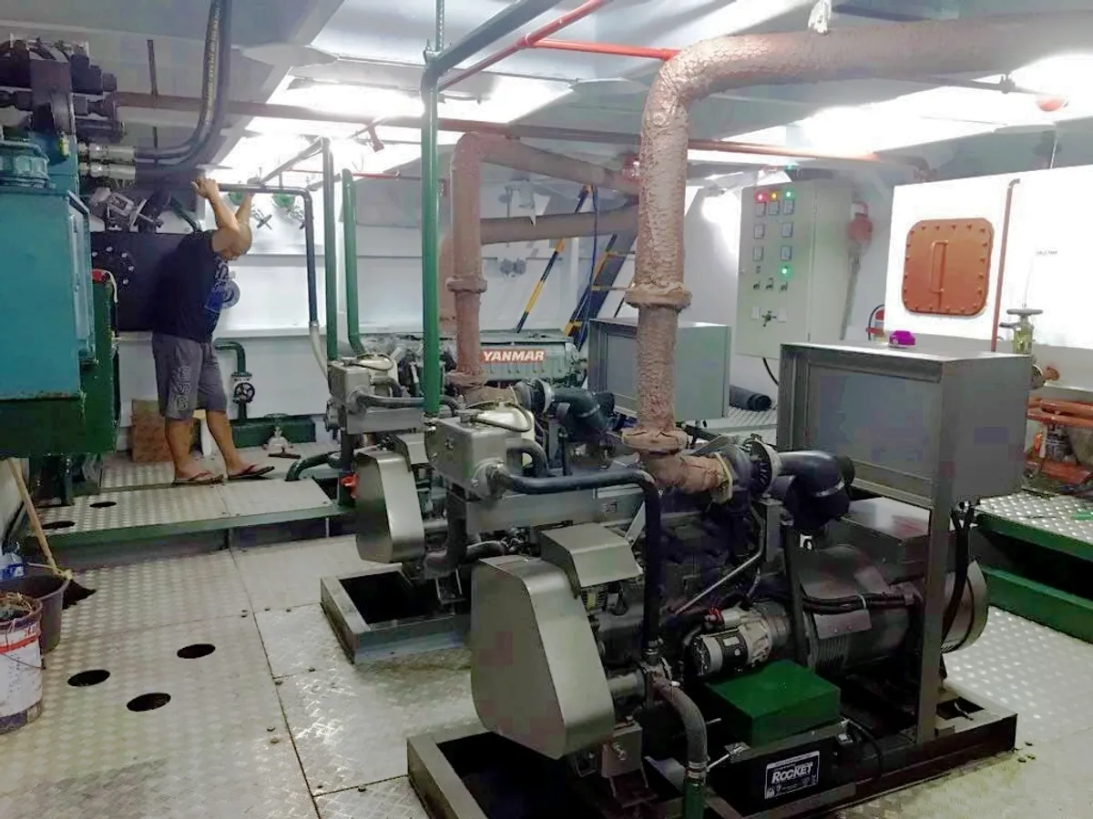 Kapal pendaratan, tangki keur dijual